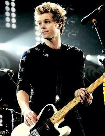 5sos Luke Hemmings Wallpaper Modern