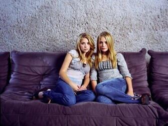 Olsen Twins Wallpaper