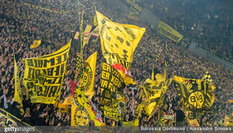 Borussia Dortmund S Yellow Wall Sings Deafening Rendition