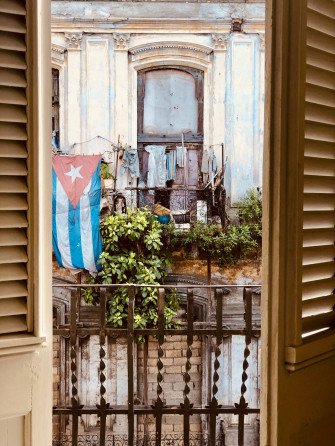 Balcony With Cuban Flag F9ytz7gg33a5p98a Wallpaper