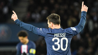 Paris Saint Germain Angers Lionel Messi Scores On Return As