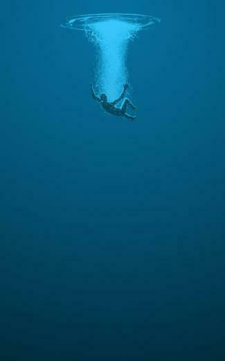 Man Drowning Blue Water Lockscreen Android Wallpaper