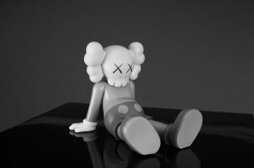 Kaws Holiday Limited Art Toy Grey At 1stdibs