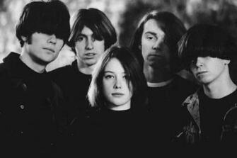 Slowdive Essential Tracks That Prove Their Shoegaze Mastery