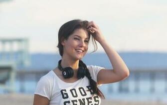 Amanda Cerny HD Wallpaper Background Image
