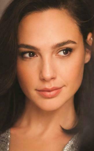 Gorgeous Gal Gadot Pure 4k Ultra HD Mobile Wallpaper