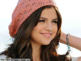 Gomez Hollywood Actress Wallpaper Pc