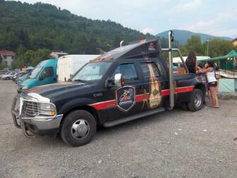 Trucks And Country Girls Slovak Spis Handing