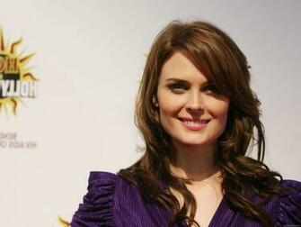 Emily Deschanel High Quality Wallpaper Size Of
