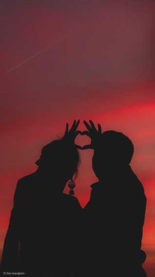 Love Couple Wallpaper