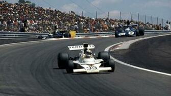 Mike Hailwood Mclaren Ford M23 Followed By Patrick Depailler