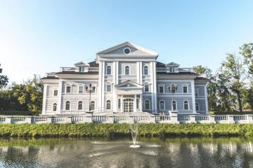 Mansion Pictures Image Stock Photos On