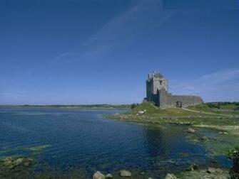 Photo Dunguaire Castle Kinvara County Clare Ireland Wallpaper
