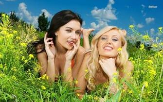 Best Friends Wallpaper Girl