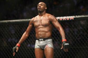 Ufc Odds Jones Vs Smith Betting Analysis Trends Card