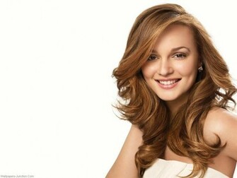Leighton Meester Wallpaper