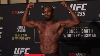 Ufc Title Bouts Official As All Four Fighters Make Weight