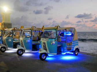 Sleepless In Colombo Tuk Tuks And Temples With Tea Lavender