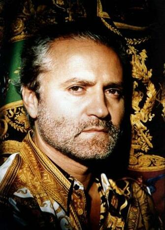 Gianni Versace Fashion Victim