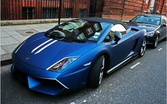 Black And Blue Lamborghini Background