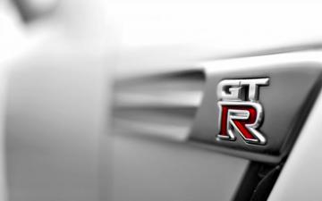 Awesome Nissan Gtr Wallpaper