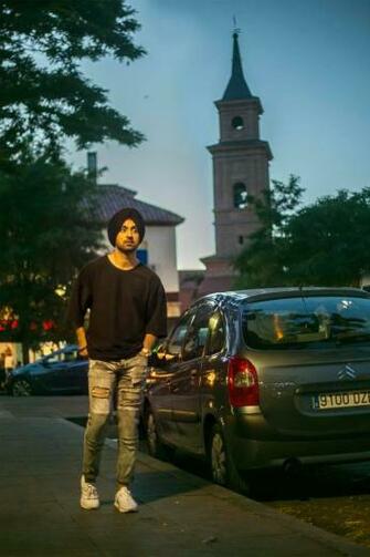Diljit Dosanjh Hq HD Wallpaper Pics Image
