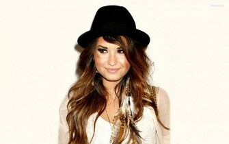 Demi Lovato Wallpaper