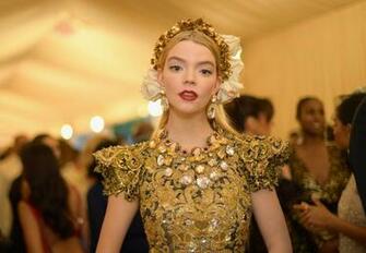 Best Movies To See December February Glamour