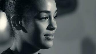 Performance Jorja Smith Chats About Her Musical Influences Mtv