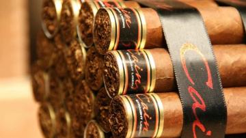 Expensive Cuban Cigars Desktop Wallpaper