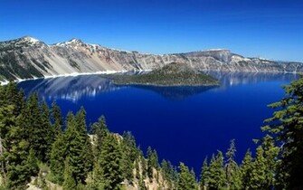 HD Crater Lake Wallpaper
