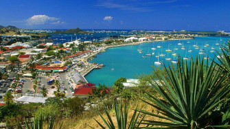 Roatan Beach R Wallpaper