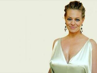 Jeri Ryan Wallpaper
