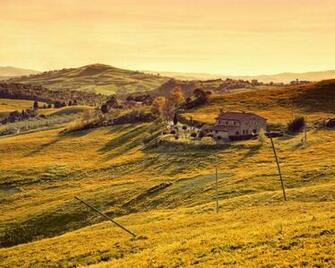 Tuscany Background
