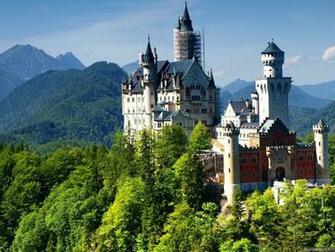 German Tour Neuschwanstein Castle Wallpaper