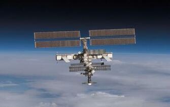 Iss Wallpaper HD