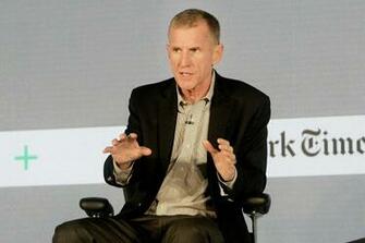 Former Top Military Advisers Urge Congress To Pass Gun Background