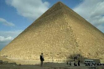 Pyramid HD Wallpaper