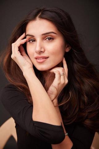 Tara Sutaria Wiki Biography Age Movies Tv Shows