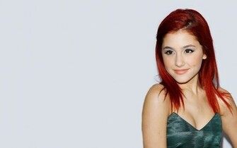 Ariana Grande Hot Wallpaper