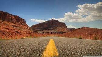 Desert Road Wallpaper