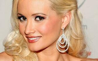 Holly Madison Wallpaper