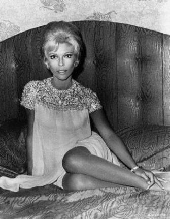 Nancy Sinatra Pictures Biography Pics Lyrics Wallpaper Gallery Photos