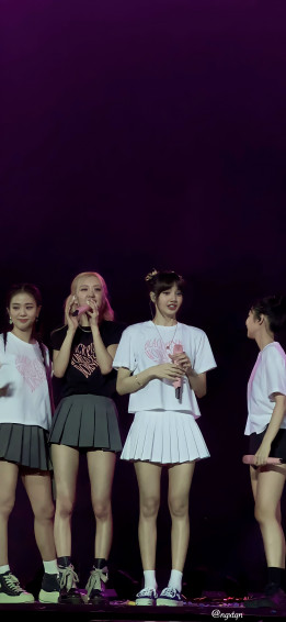 On Jisoo Jennie Ros Lisa