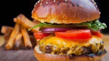 It S National Cheeseburger Day So Where The Best Burger In