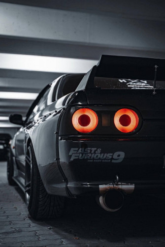 Fast And Furious iPhone Black Red Car Wallpaper