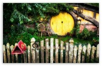 Hobbit House Wallpaper