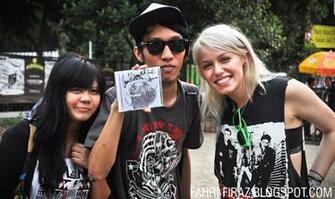 Tonight Alive Photo