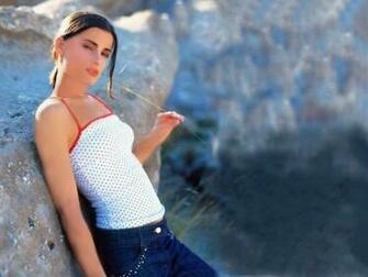 Star Nelly Furtado Wallpaper Pictures Photos