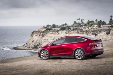 Red Tesla Model X Wallpaper Top